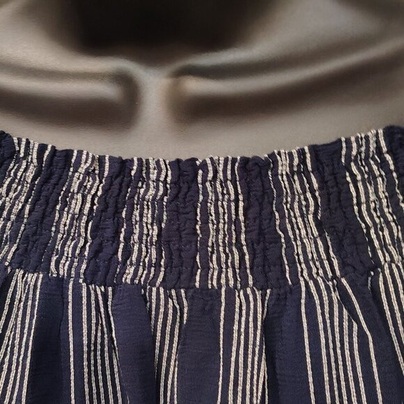 Abercrombie And Fitch Navy Striped Peplum Off Shoulder Blouse XS Coastal Boho - Picture 4 of 5